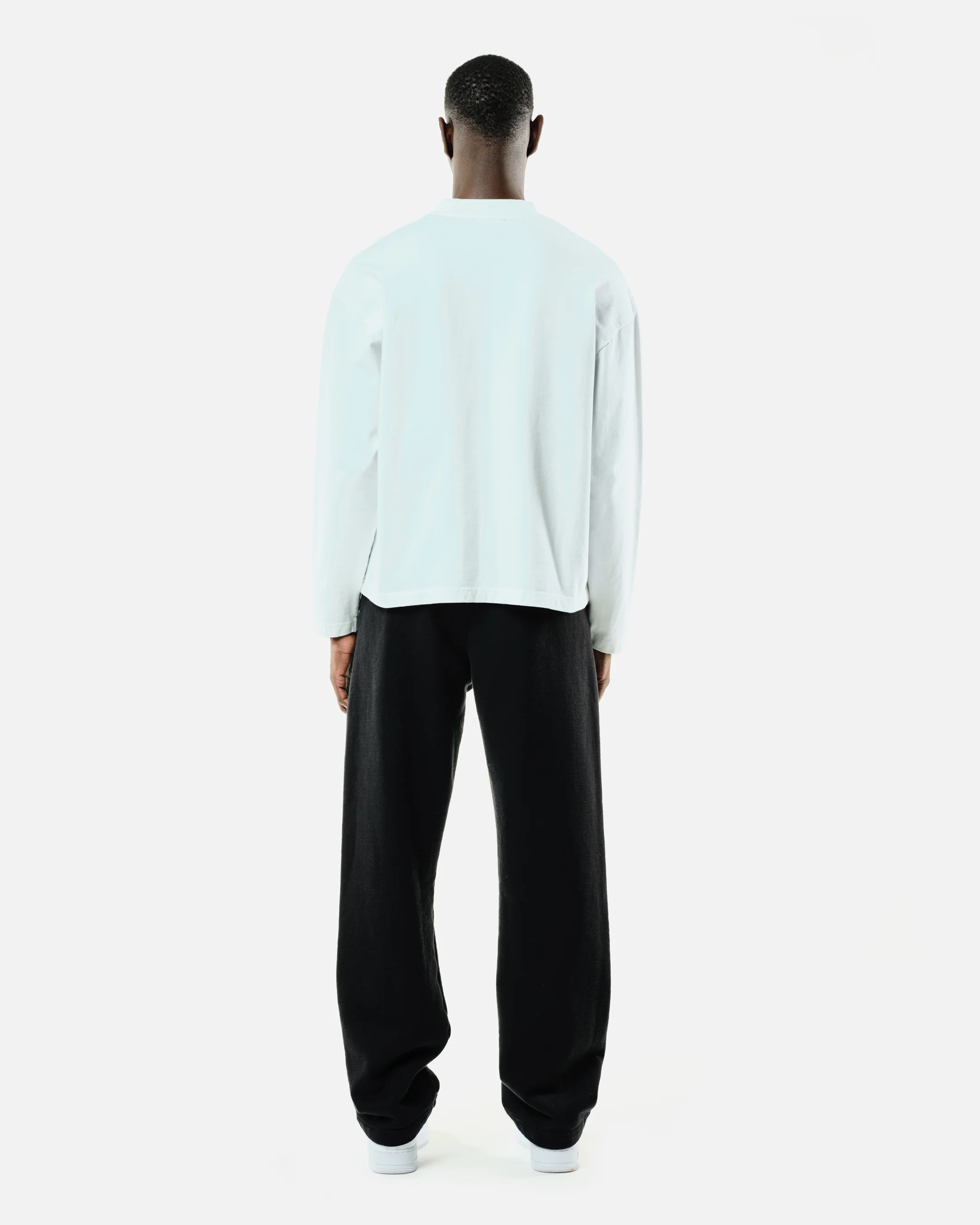HEAVYWEIGHT LONG SLEEVE T-SHIRT - WHITE - Image 4