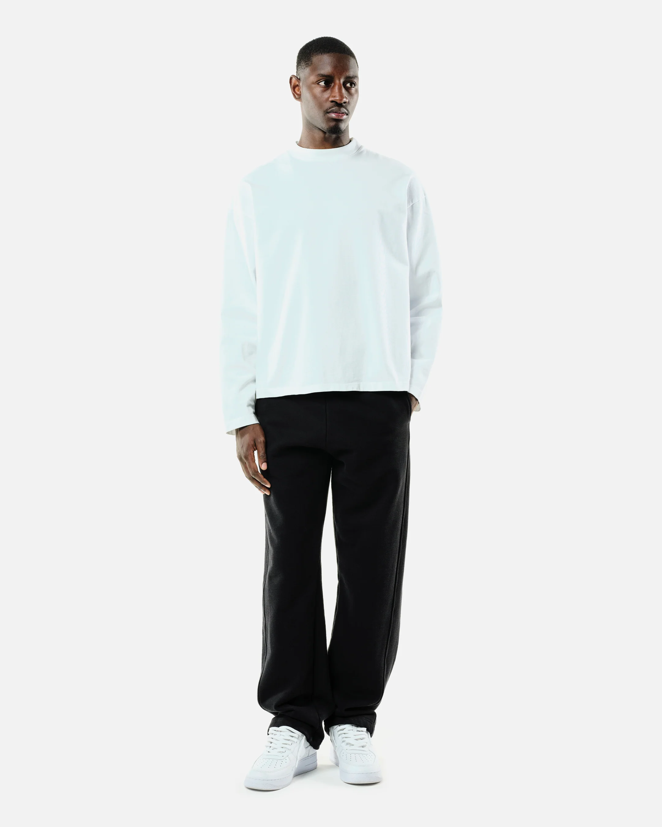 HEAVYWEIGHT LONG SLEEVE T-SHIRT - WHITE - Image 5