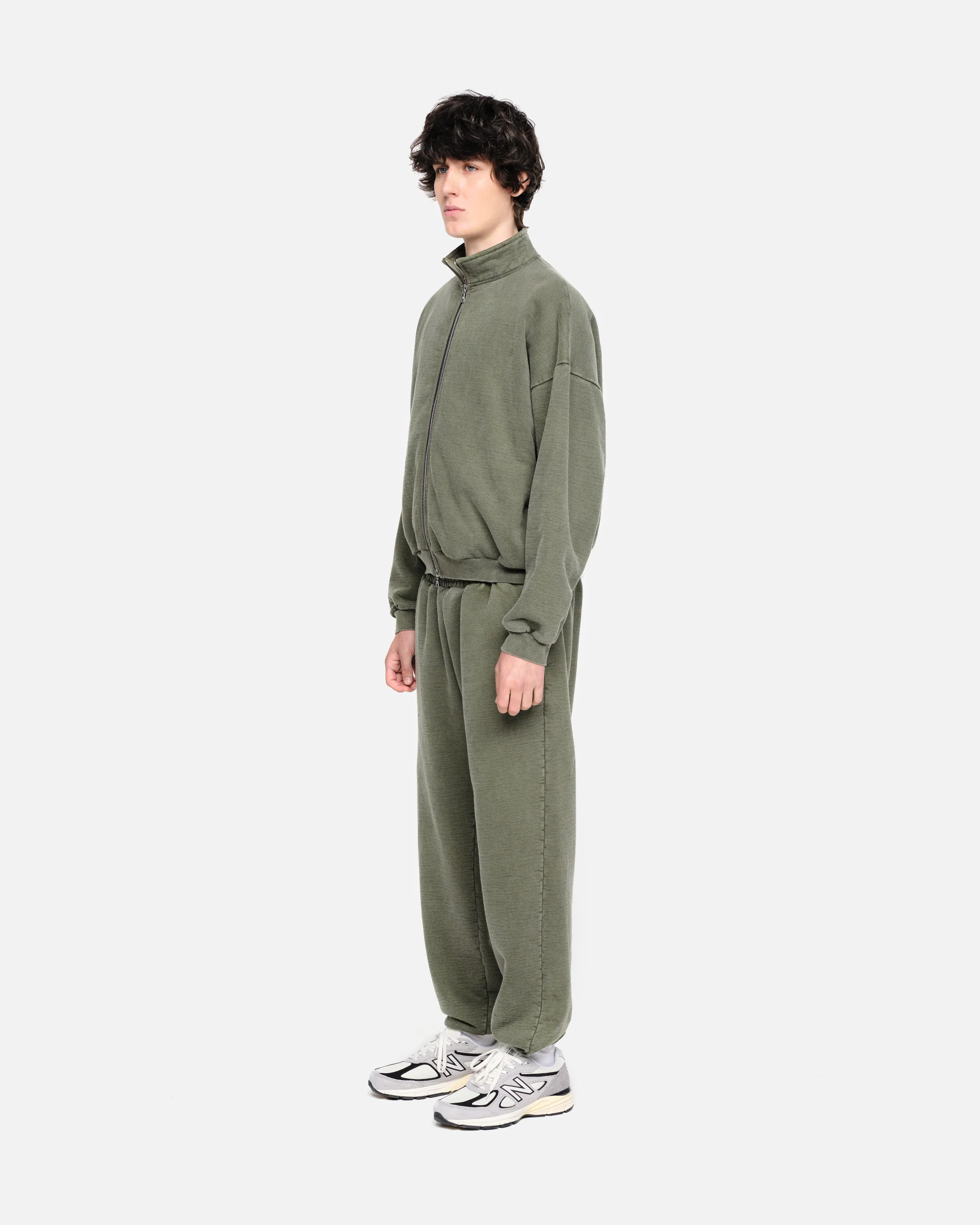 HEAVYWEIGHT TRACK TOP - VINTAGE OLIVE - Image 4